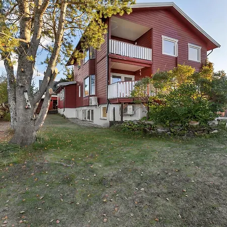 Stormly - Modern 1-bedroom With Sofa-bed, Free Parking, Quiet Area Leilighet Tromsø