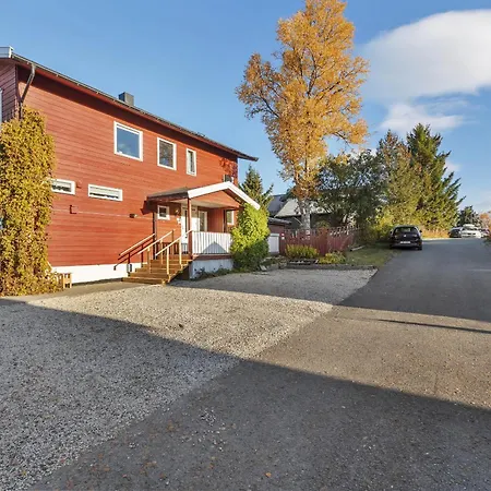 Stormly - Modern 1-bedroom With Sofa-bed, Free Parking, Quiet Area